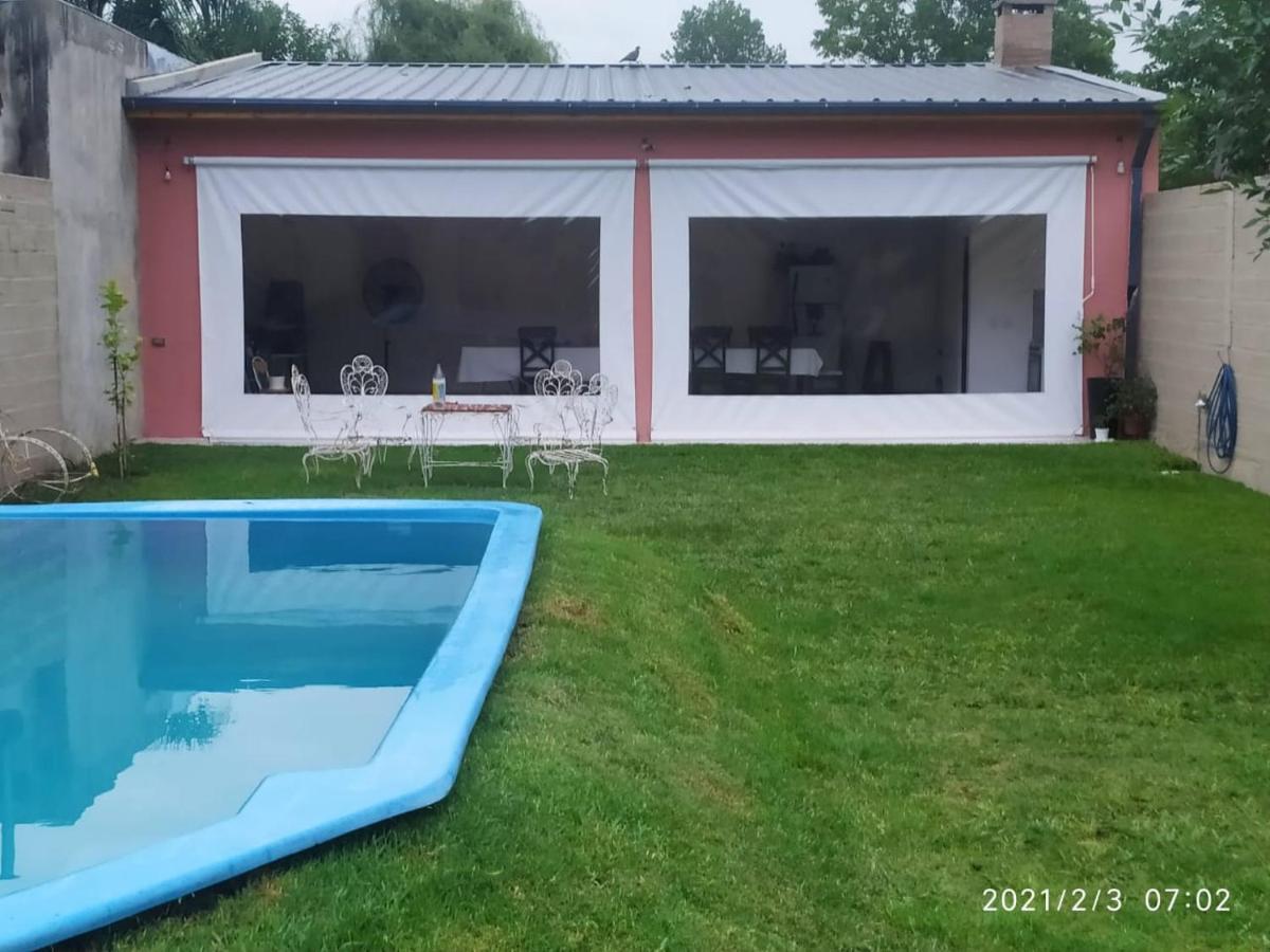 Holiday home Casita Casa Con Parque, Estacionamiento Y Pileta En