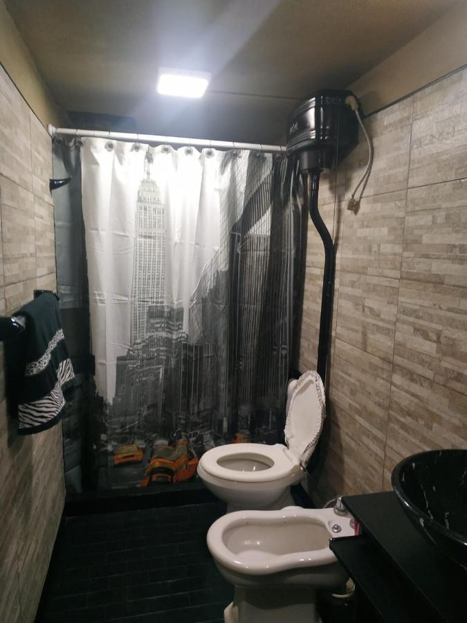 Casita Casa Con Parque, Estacionamiento Y Pileta En * Tigre